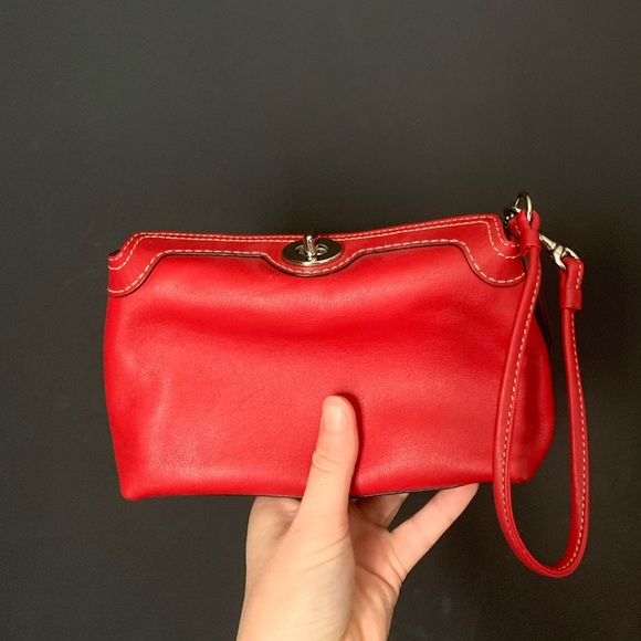 Leather Coach wristlet NEVER USED - Picture 2 of 3